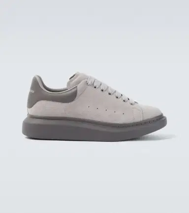 Alexander McQueen Oversized suede sneakers | Thumbnail 4 Alexander McQueen Oversized suede sneakers | Thumbnail 4