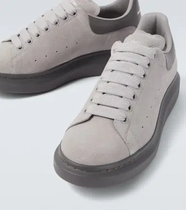Alexander McQueen Oversized suede sneakers | Thumbnail 5 Alexander McQueen Oversized suede sneakers | Thumbnail 5