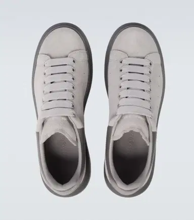 Alexander McQueen Oversized suede sneakers | Thumbnail 6 Alexander McQueen Oversized suede sneakers | Thumbnail 6