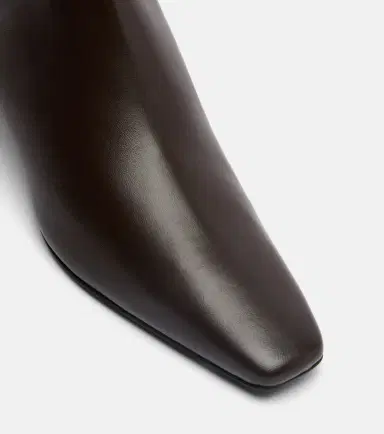 TOTEME 50 leather Chelsea boots | Thumbnail 3 TOTEME 50 leather Chelsea boots | Thumbnail 3