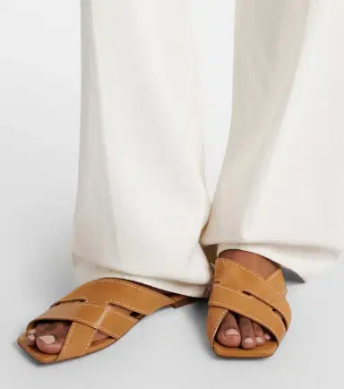 Tod's Leather slides | Thumbnail 6 Tod's Leather slides | Thumbnail 6