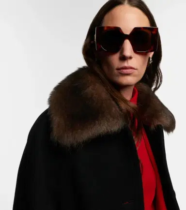 Valentino Vain Bold VLogo oversized sunglasses | Thumbnail 2 Valentino Vain Bold VLogo oversized sunglasses | Thumbnail 2