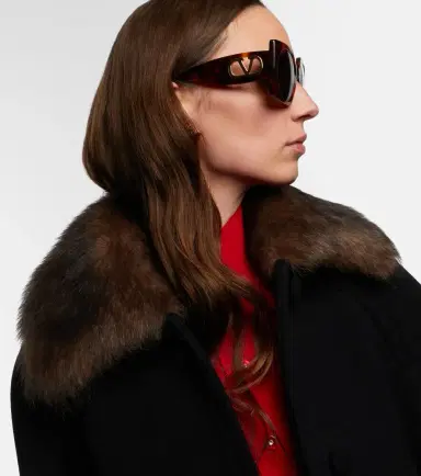 Valentino Vain Bold VLogo oversized sunglasses | Thumbnail 3 Valentino Vain Bold VLogo oversized sunglasses | Thumbnail 3