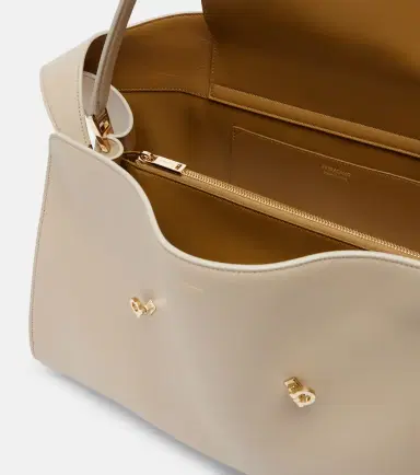 Ferragamo Hug Large leather shoulder bag | Thumbnail 2 Ferragamo Hug Large leather shoulder bag | Thumbnail 2