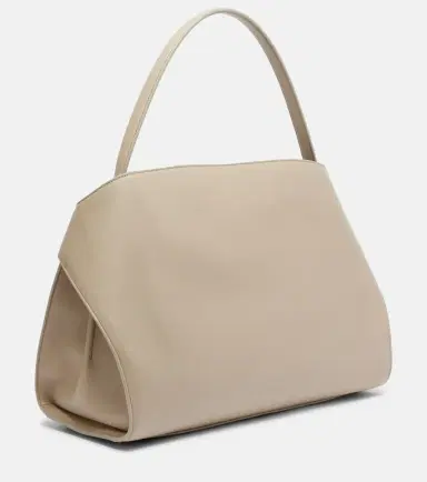 Ferragamo Hug Large leather shoulder bag | Thumbnail 3 Ferragamo Hug Large leather shoulder bag | Thumbnail 3