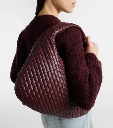 Bottega Veneta Veneta Medium leather shoulder bag | Thumbnail 5 Bottega Veneta Veneta Medium leather shoulder bag | Thumbnail 5