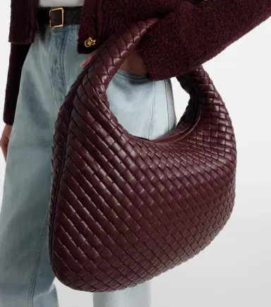 Bottega Veneta Veneta Medium leather shoulder bag | Thumbnail 7 Bottega Veneta Veneta Medium leather shoulder bag | Thumbnail 7