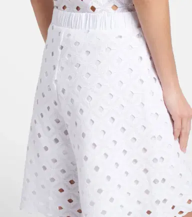 Max Mara Uguale broderie anglaise Bermuda shorts | Thumbnail 2 Max Mara Uguale broderie anglaise Bermuda shorts | Thumbnail 2