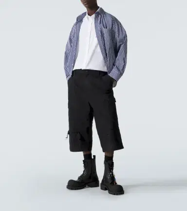 Balenciaga Cotton cargo shorts | Thumbnail 2 Balenciaga Cotton cargo shorts | Thumbnail 2