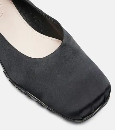 Simone Rocha Ballet Runner embellished ballet flats | Thumbnail 3 Simone Rocha Ballet Runner embellished ballet flats | Thumbnail 3