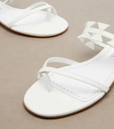 Manolo Blahnik Maura leather thong sandals | Thumbnail 3 Manolo Blahnik Maura leather thong sandals | Thumbnail 3