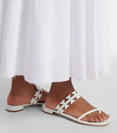Manolo Blahnik Maura leather thong sandals | Thumbnail 6 Manolo Blahnik Maura leather thong sandals | Thumbnail 6