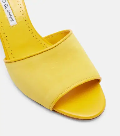 Manolo Blahnik Larache 90 suede mules | Thumbnail 4 Manolo Blahnik Larache 90 suede mules | Thumbnail 4