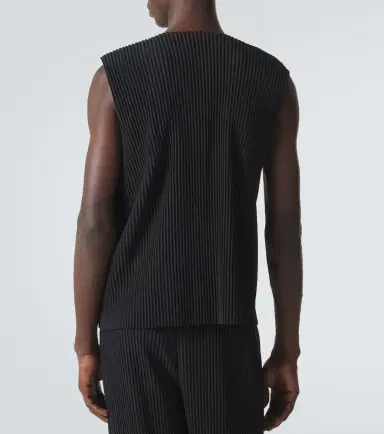 Homme Plissé Issey Miyake Homme Plissé Issey Miyake Basics pleated vest | Thumbnail 3 Homme Plissé Issey Miyake Homme Plissé Issey Miyake Basics pleated vest | Thumbnail 3