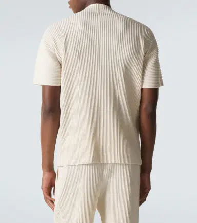 Homme Plissé Issey Miyake Homme Plissé Issey Miyake Monthly Colors: March pleated T-shirt | Thumbnail 5 Homme Plissé Issey Miyake Homme Plissé Issey Miyake Monthly Colors: March pleated T-shirt | Thumbnail 5