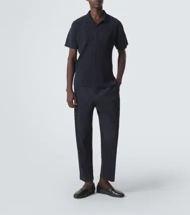 Homme Plissé Issey Miyake Homme Plissé Issey iyake Basics pleated polo shirt | Thumbnail 2 Homme Plissé Issey Miyake Homme Plissé Issey iyake Basics pleated polo shirt | Thumbnail 2