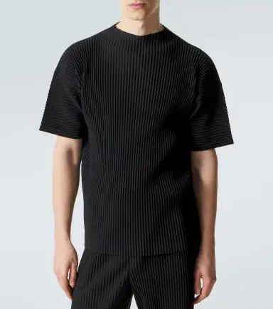 Homme Plissé Issey Miyake Homme Plissé Issey Miyake Monthly Colors: March pleated T-shirt | Thumbnail 2 Homme Plissé Issey Miyake Homme Plissé Issey Miyake Monthly Colors: March pleated T-shirt | Thumbnail 2