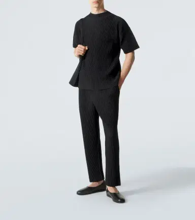 Homme Plissé Issey Miyake Homme Plissé Issey Miyake Monthly Colors: March pleated T-shirt | Thumbnail 5 Homme Plissé Issey Miyake Homme Plissé Issey Miyake Monthly Colors: March pleated T-shirt | Thumbnail 5