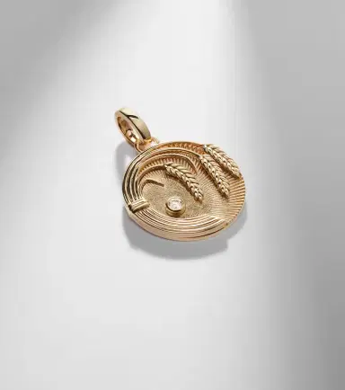 Foundrae Infinite Gratitude Braided Wheat Medium 18kt gold pendant with diamond | Thumbnail 5 Foundrae Infinite Gratitude Braided Wheat Medium 18kt gold pendant with diamond | Thumbnail 5