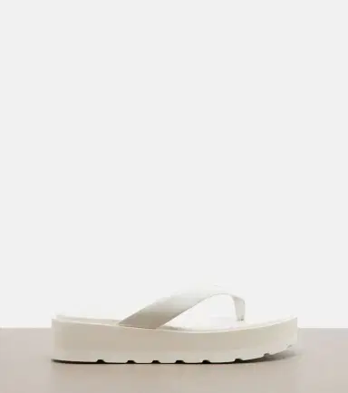 Gianvito Rossi Leather platform thong sandals | Thumbnail 2 Gianvito Rossi Leather platform thong sandals | Thumbnail 2