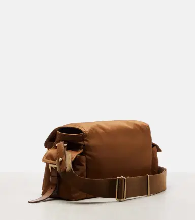 Prada Explore Medium Re-Nylon shoulder bag | Thumbnail 4 Prada Explore Medium Re-Nylon shoulder bag | Thumbnail 4