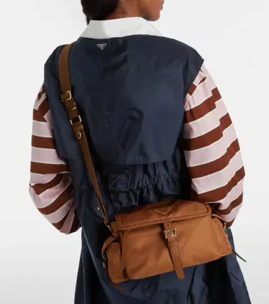 Prada Explore Medium Re-Nylon shoulder bag | Thumbnail 5 Prada Explore Medium Re-Nylon shoulder bag | Thumbnail 5