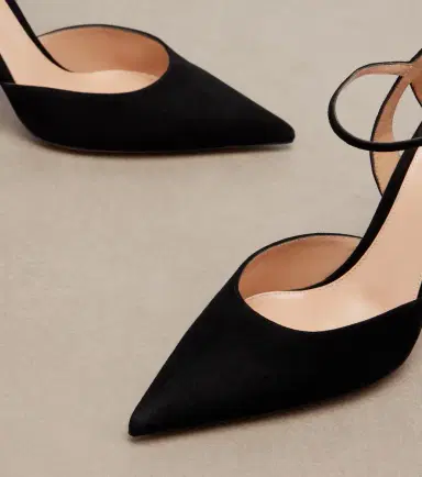 Gianvito Rossi Suede pumps | Thumbnail 5 Gianvito Rossi Suede pumps | Thumbnail 5