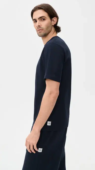 REIGNING CHAMP Lightweight Jersey tandard T-Shirt Navy | Thumbnail 4 REIGNING CHAMP Lightweight Jersey tandard T-Shirt Navy | Thumbnail 4