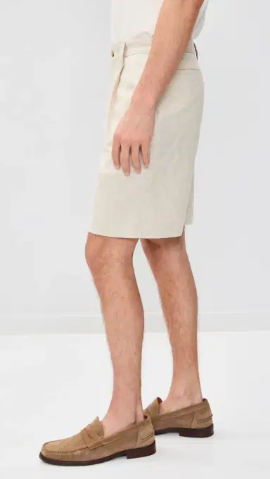 Maison Kitsuné Pleated Shorts 9 Macadamia | Thumbnail 4 Maison Kitsuné Pleated Shorts 9 Macadamia | Thumbnail 4