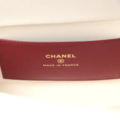 Chanel Chanel Mini Preppy Coco Clutch with Straps White Shiny Caviar Brushed Gold Hardware | Thumbnail 8 Chanel Chanel Mini Preppy Coco Clutch with Straps White Shiny Caviar Brushed Gold Hardware | Thumbnail 8