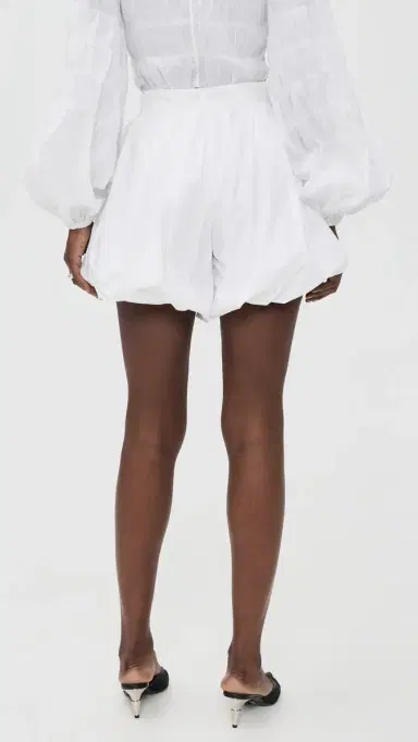 The Latest Dafne Popeline Fermo Bubble Shorts White | Thumbnail 3 The Latest Dafne Popeline Fermo Bubble Shorts White | Thumbnail 3