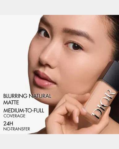 Dior Forever Skin Wear Matte Foundation | Thumbnail 4 Dior Forever Skin Wear Matte Foundation | Thumbnail 4