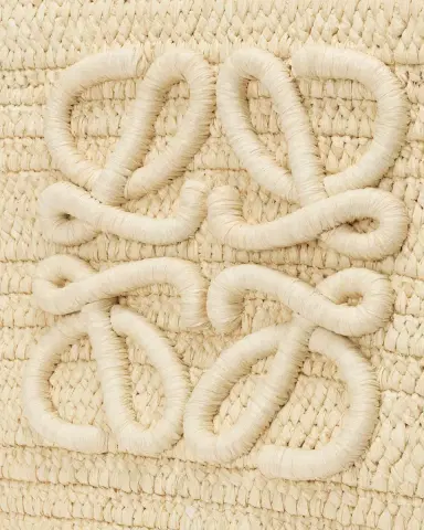 Loewe x Paula's Ibiza Extra Large Eclipse Basket Bag in Raffia and Calfskin | Thumbnail 6 Loewe x Paula's Ibiza Extra Large Eclipse Basket Bag in Raffia and Calfskin | Thumbnail 6