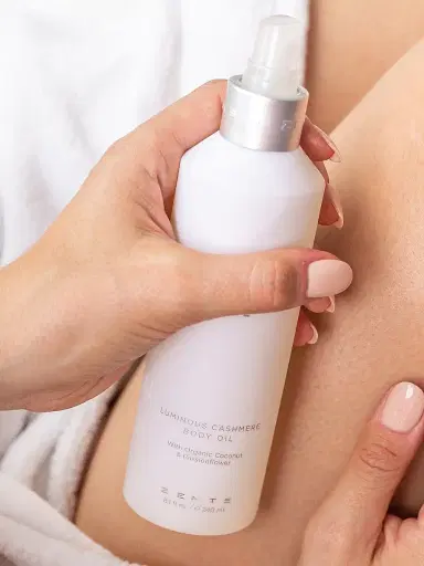 Zents Petal Luminous Cashmere Body Oil | Thumbnail 2 Zents Petal Luminous Cashmere Body Oil | Thumbnail 2