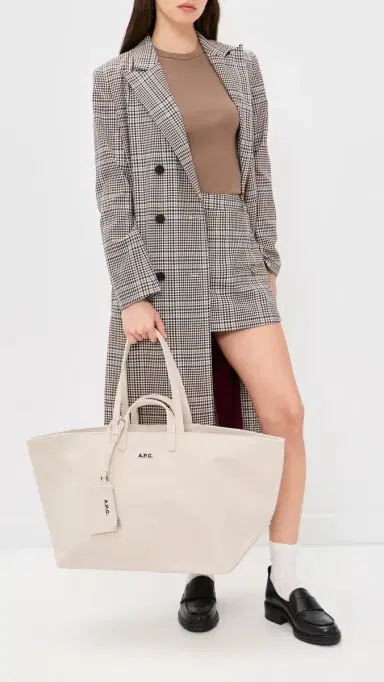 A.P.C. A. P.C. Le Drummer Toile Tote Bag Ecru One Size | Thumbnail 3 A.P.C. A. P.C. Le Drummer Toile Tote Bag Ecru One Size | Thumbnail 3