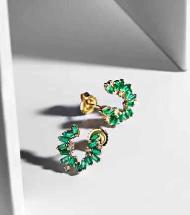 Suzanne Kalan Izzy Sideway Spiral 18kt gold earrings with emeralds and diamonds | Thumbnail 5 Suzanne Kalan Izzy Sideway Spiral 18kt gold earrings with emeralds and diamonds | Thumbnail 5