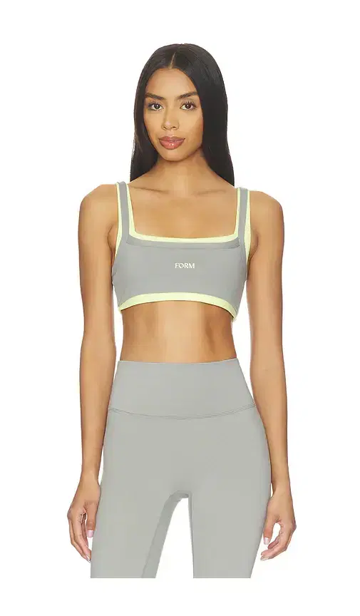 Scoop Layer Sports Bra Scoop Layer Sports Bra
