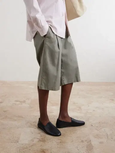 Jacquemus Les Pantoufles Leather Loafers - Men | Thumbnail 2 Jacquemus Les Pantoufles Leather Loafers - Men | Thumbnail 2