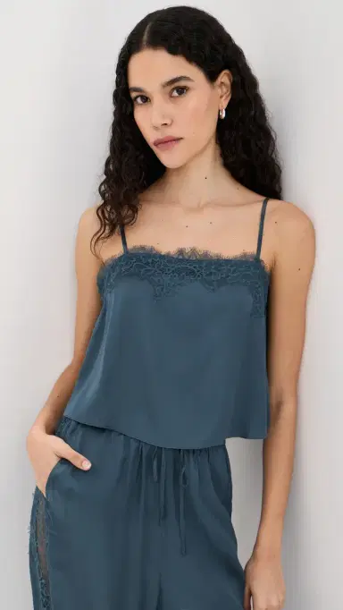 LE BOP ienna atin Top Navy | Thumbnail 2 LE BOP ienna atin Top Navy | Thumbnail 2