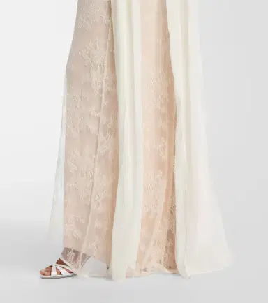 De La Vali Bridal Amora lace tulle gown | Thumbnail 3 De La Vali Bridal Amora lace tulle gown | Thumbnail 3