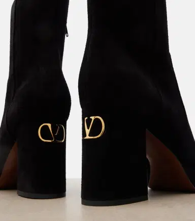 Valentino Garavani Fawcette VLogo suede ankle boots | Thumbnail 2 Valentino Garavani Fawcette VLogo suede ankle boots | Thumbnail 2