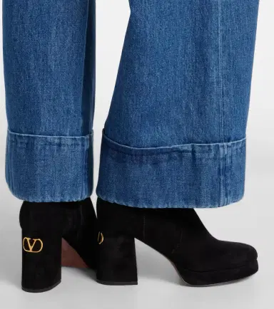 Valentino Garavani Fawcette VLogo suede ankle boots | Thumbnail 6 Valentino Garavani Fawcette VLogo suede ankle boots | Thumbnail 6