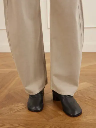 Lemaire Glove 30 Leather Ankle Boots | Thumbnail 2 Lemaire Glove 30 Leather Ankle Boots | Thumbnail 2