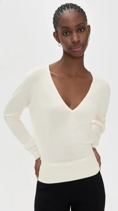 RENGGLI Silk Cashmere V Neck Sweater Flat White | Thumbnail 2 RENGGLI Silk Cashmere V Neck Sweater Flat White | Thumbnail 2