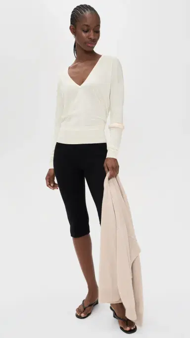 RENGGLI Silk Cashmere V Neck Sweater Flat White | Thumbnail 5 RENGGLI Silk Cashmere V Neck Sweater Flat White | Thumbnail 5