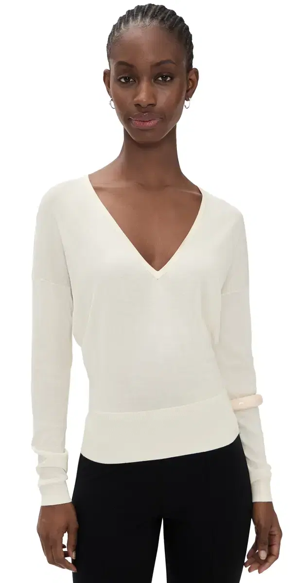 Silk Cashmere V Neck Sweater Flat White Silk Cashmere V Neck Sweater Flat White
