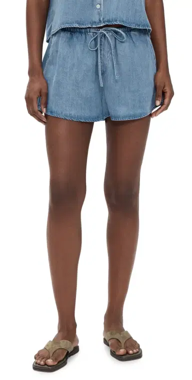 Good American The Denim Pull On horts Indigo1273 | Thumbnail 1 Good American The Denim Pull On horts Indigo1273 | Thumbnail 1