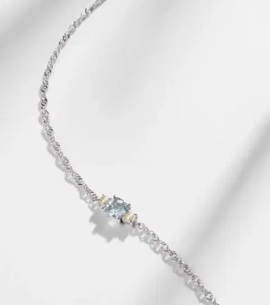 STONE AND STRAND Delicate 14kt white gold bracelet with aquamarine and pearls | Thumbnail 4 STONE AND STRAND Delicate 14kt white gold bracelet with aquamarine and pearls | Thumbnail 4