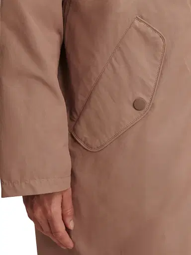 Varley Women's Isa Lightweight Cotton-Nylon Jacket - Brownie | Thumbnail 8 Varley Women's Isa Lightweight Cotton-Nylon Jacket - Brownie | Thumbnail 8