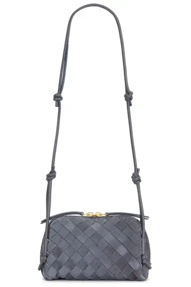 Bottega Veneta Concert Pouch | Thumbnail 3 Bottega Veneta Concert Pouch | Thumbnail 3